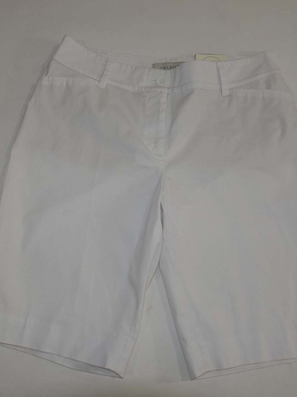 Talbots Women's 9.5" Bermuda Simply Flattering Shorts Size 2 Petite NWT White 2P